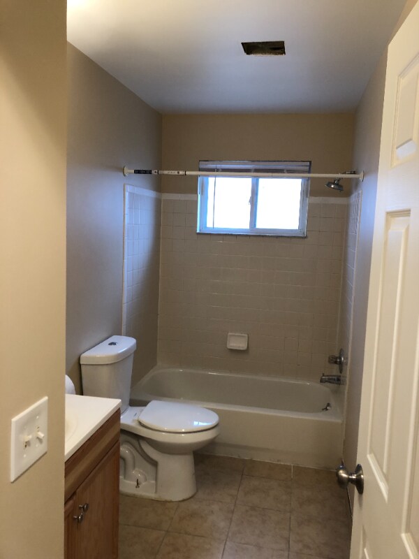 Photo - 563 E Guthrie Ave