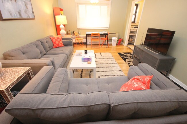 Photo - Fenwyck Apartments