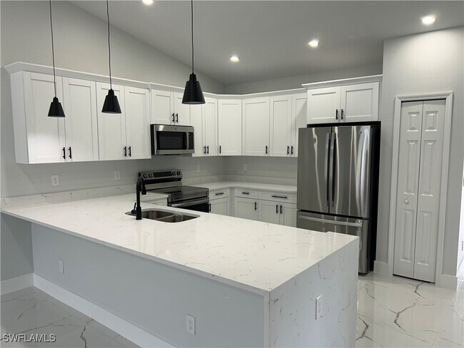 Building Photo - 5117 30th St SW Rental