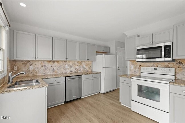 Photo - 102 Mint Hill Dr