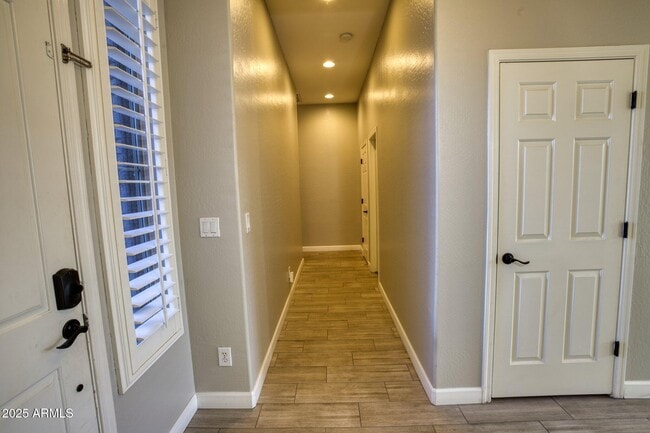 38540 N Vista Hills Ct