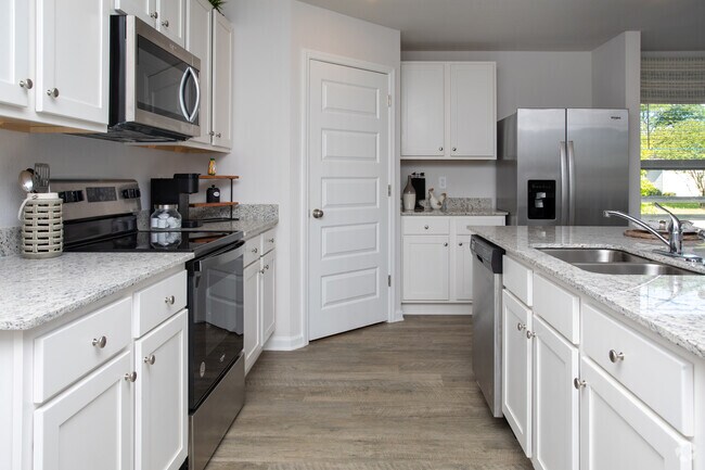 Lismore-3BR,2BA-1568SF