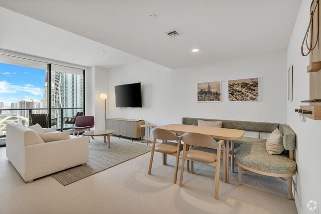 Building Photo - 601 NE 1st Ave Rental