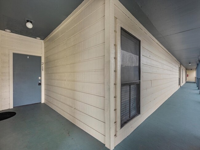 Photo - 4001 E NASA Pkwy Unit 217