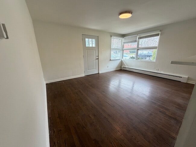 Photo - 26 E Washington Ave Unidad 1