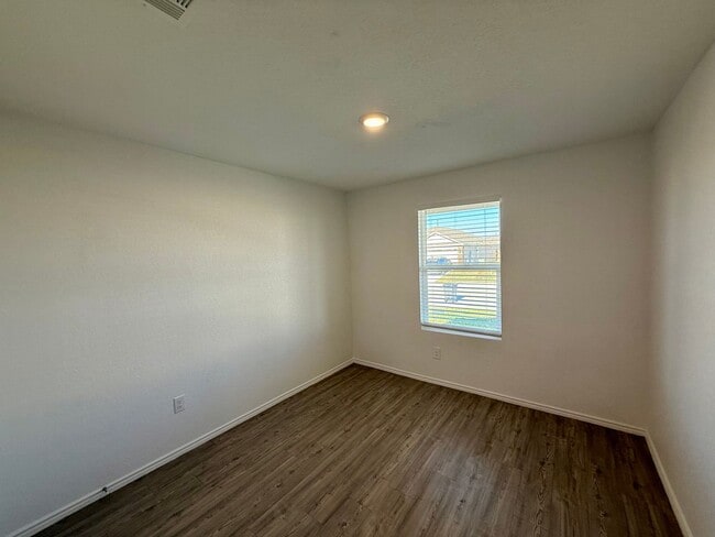 10622 Erinita Way