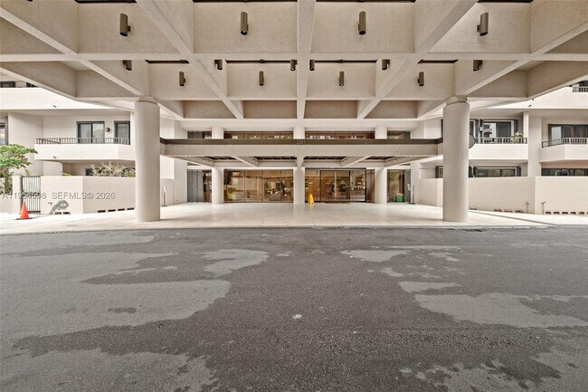 Photo - 201 Crandon Blvd Unit 829