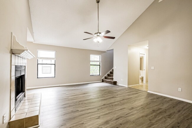 Photo - 1226 Creekbottom Cir