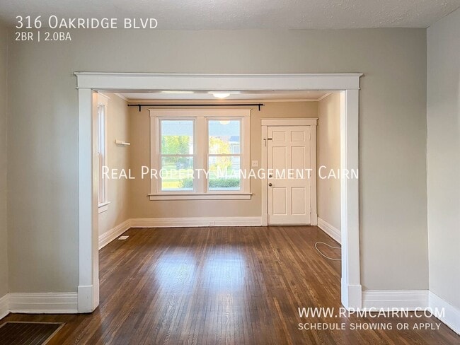 316 Oakridge Blvd