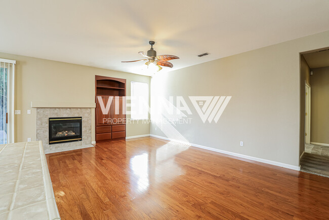 Photo - 2608 Lark Sparrow Way