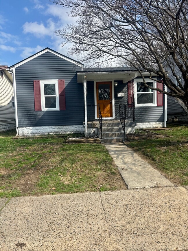 Building Photo - 3707 Powell Ave