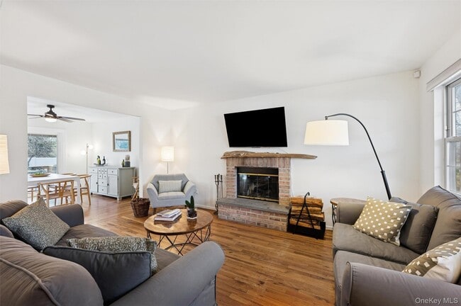 Photo - 7 Huckleberry Ln