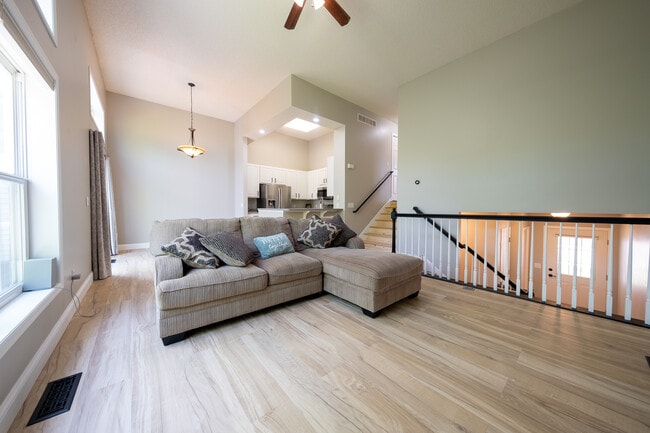 Photo - 5008 Bluff Heights Trail SE
