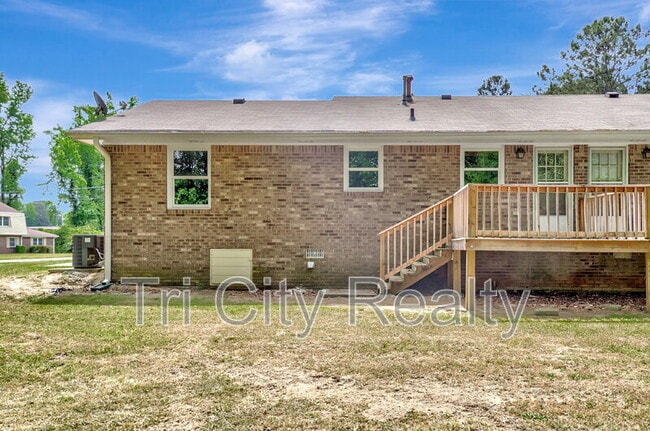 Photo - 200 Meadowbrook Ct Unit B