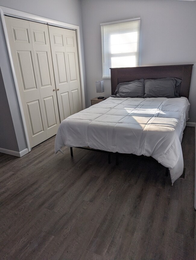 Photo - 1531 S Main St