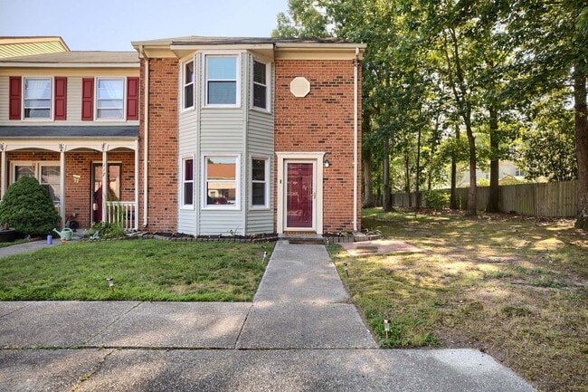 Photo - 119 Barfleur Pl House