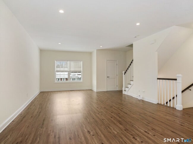 Photo - 2 Beacon Square Unit 5
