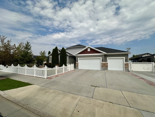 Building Photo - 6274 Copan Way Rental