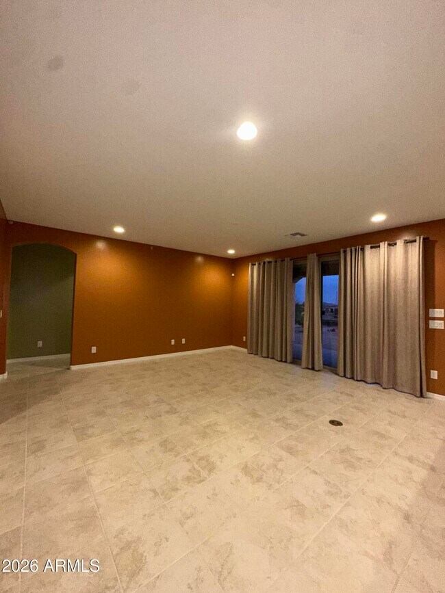 Photo - 24647 W Watkins St