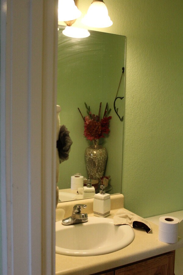 Photo - 165 Caywood Ct