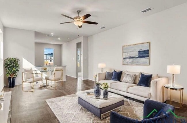 Photo - 1609 Everwood Ct
