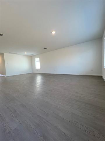 Photo - 921 Mossycup St