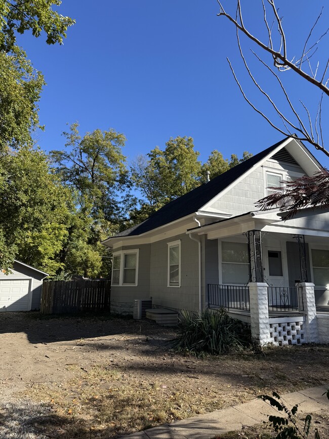 Photo - 2910 SE 10th Ave