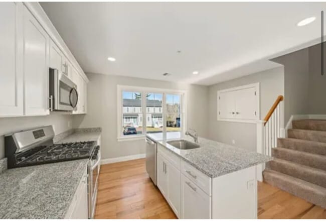 Photo - 55 Plymouth St