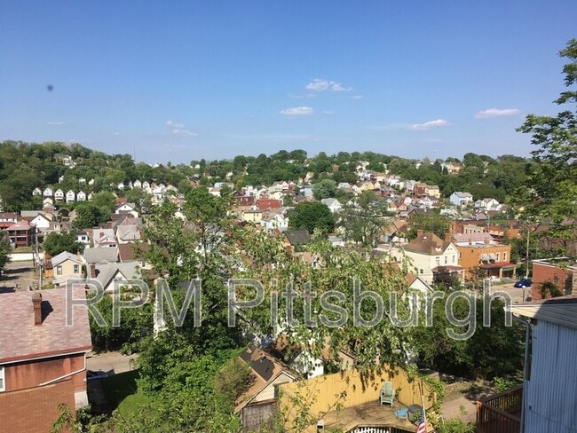 Photo - 1108 Oswin St