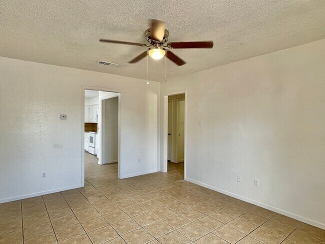 Photo - 219 E. Beeline Unit A