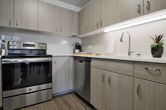 Photo - 1134 N Dearborn St