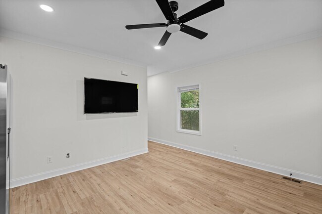 Photo - 1318 House St Unit 1318 House Street B