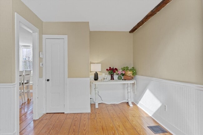 Photo - 107 Boston Rd