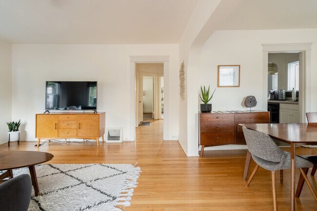 2036 SE Morrison St Unidad SI ID1309821P