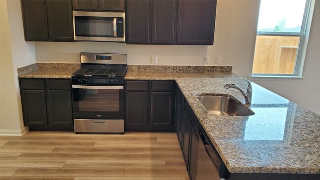 Photo - 413 Bracken Hl Dr