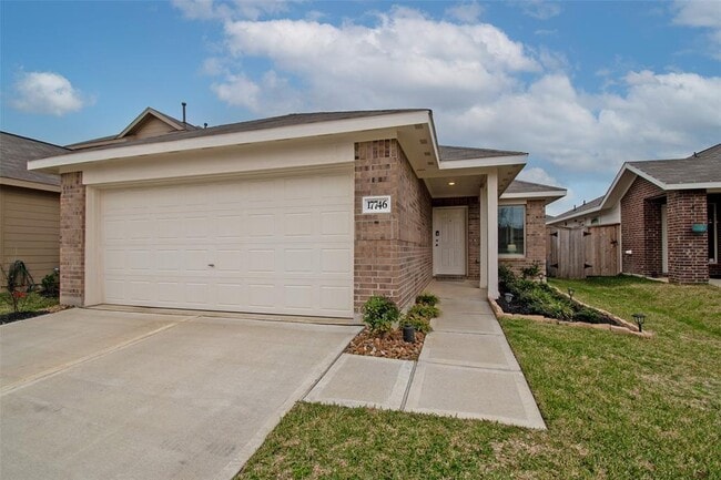 Photo - 17746 Pemswood Dr Casa