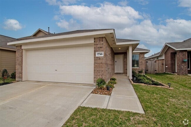 Building Photo - 17746 Pemswood Dr Rental