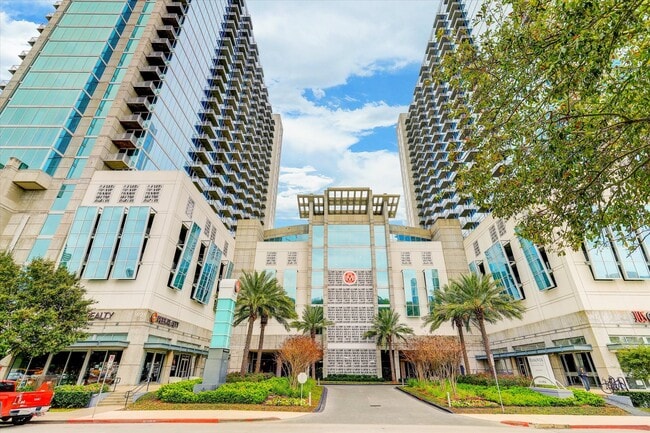 Building Photo - 5925 Almeda Rd Unit 11011