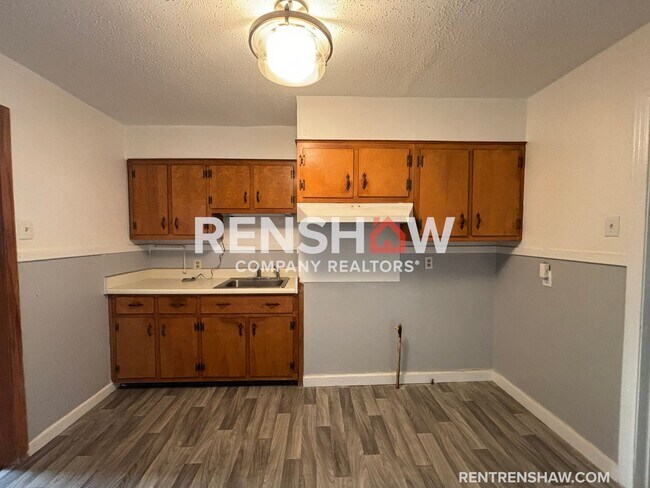 Photo - Charming 2 Bedroom in Castalia Heights - N...