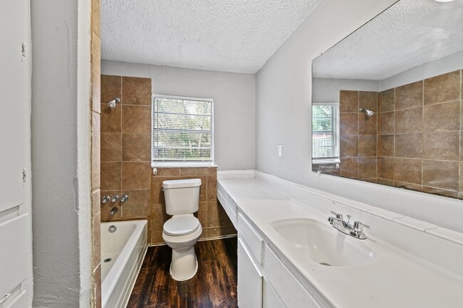 Photo - 3421 3rd Ave N