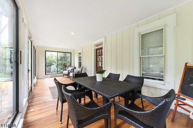 Photo - 8 Franklin Pl