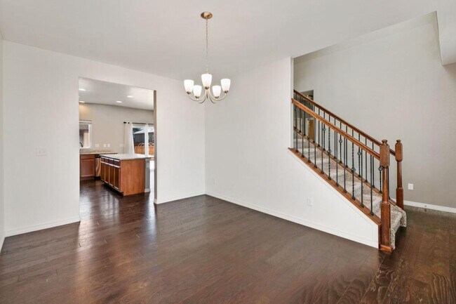 Photo - 1520 Cirque Valley Ln