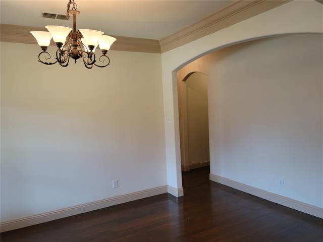 Photo - 4521 Maidstone Way