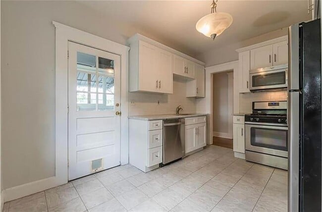 Photo - 1191 Mansfield Ave NE