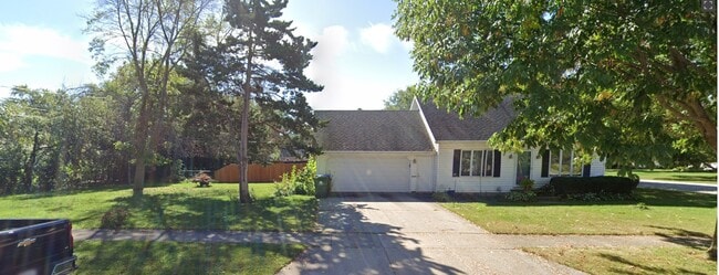 Photo - 501 Lakecrest Dr