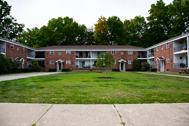 Chenango Courtyard