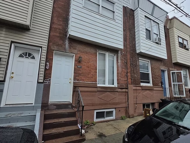 Building Photo - 1611 S Etting St Rental