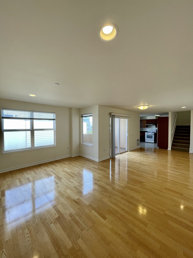 Photo - 1798 39th Ave Unidad 205