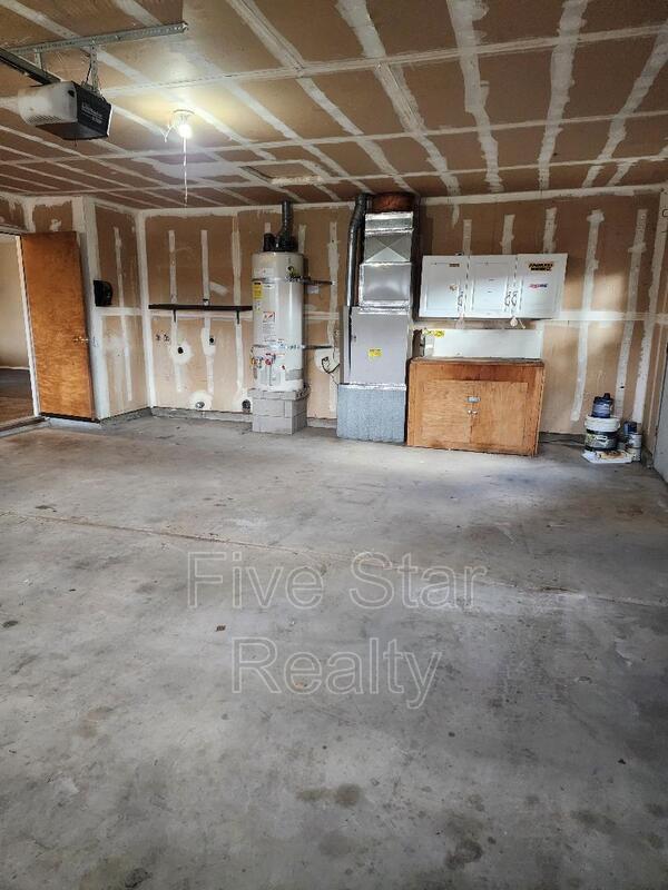 Photo - 1813 Lou Ella Ln