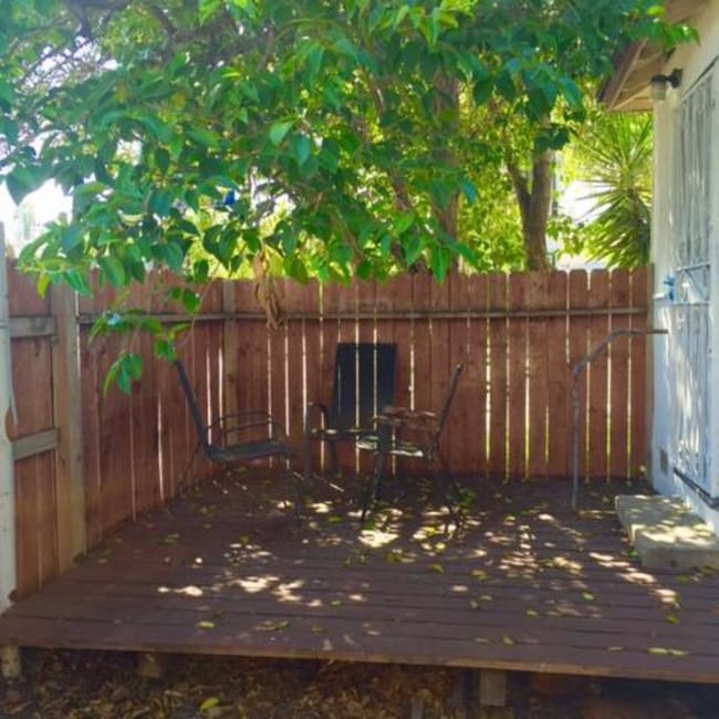 Photo - 7004 Hazeltine Ave